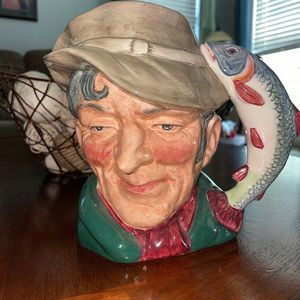 Vintage 1954 Royal Doulton Large Toby Mug The Poacher
